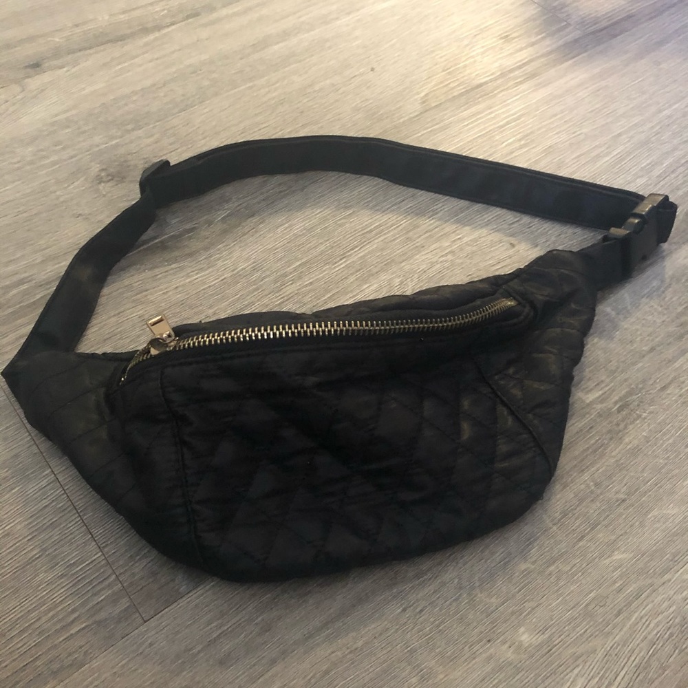 Fanny pack